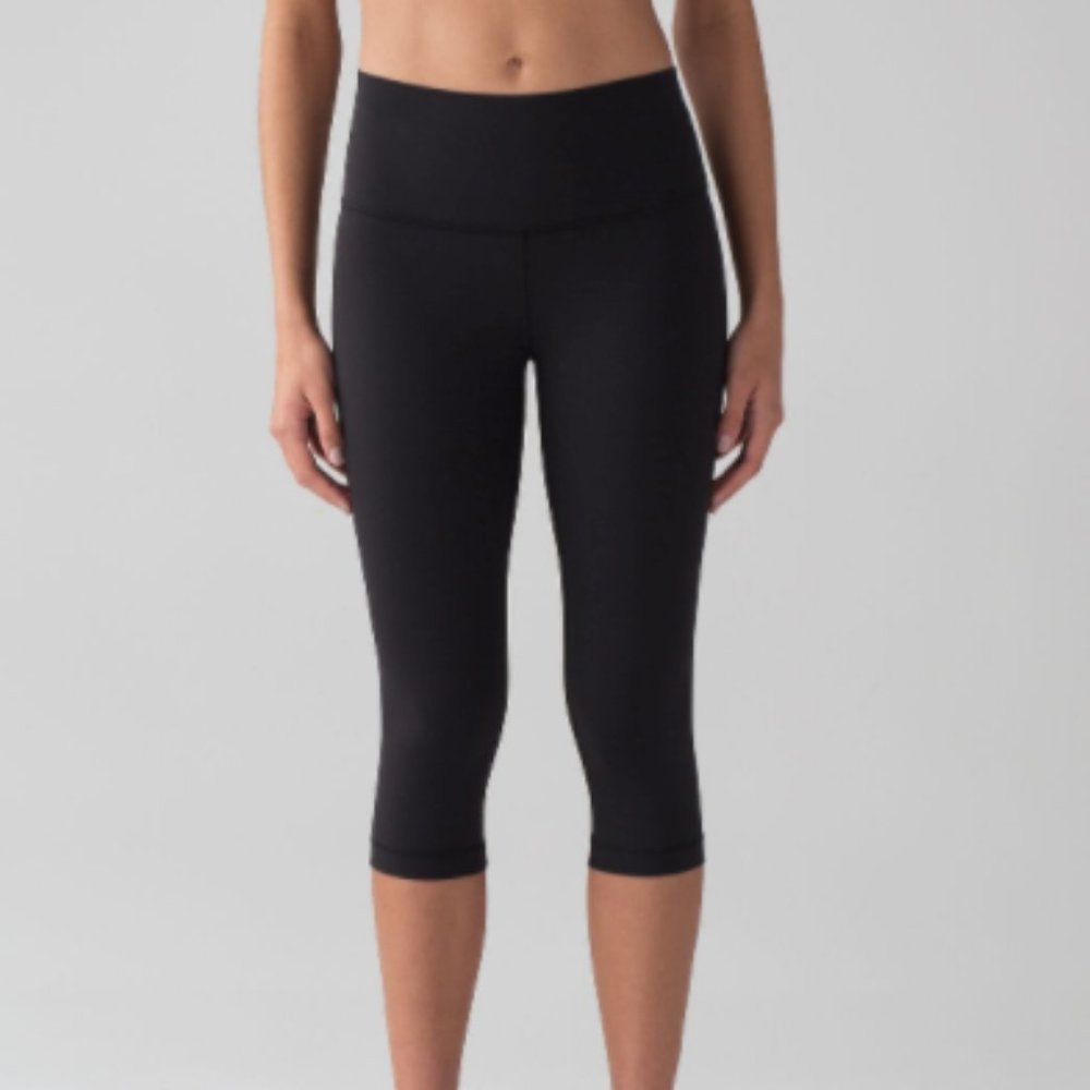Lululemon Wunder Under Hi-Rise 1/2 Tight (Full-On Luxtreme 17")